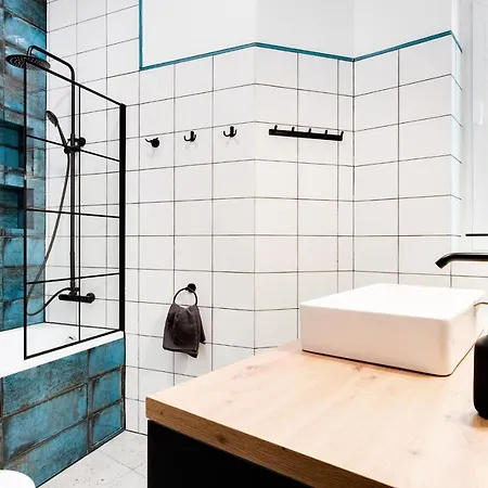 Plac Jana Pawla 7 Centrum * 브로츠와프